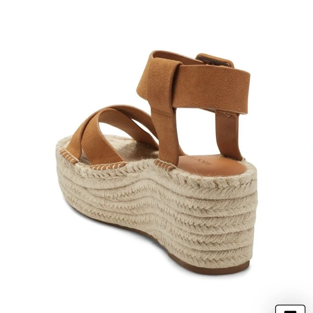 Lucky Brand‎ Audrinah suede wedge heels. NWOT. Retail 98